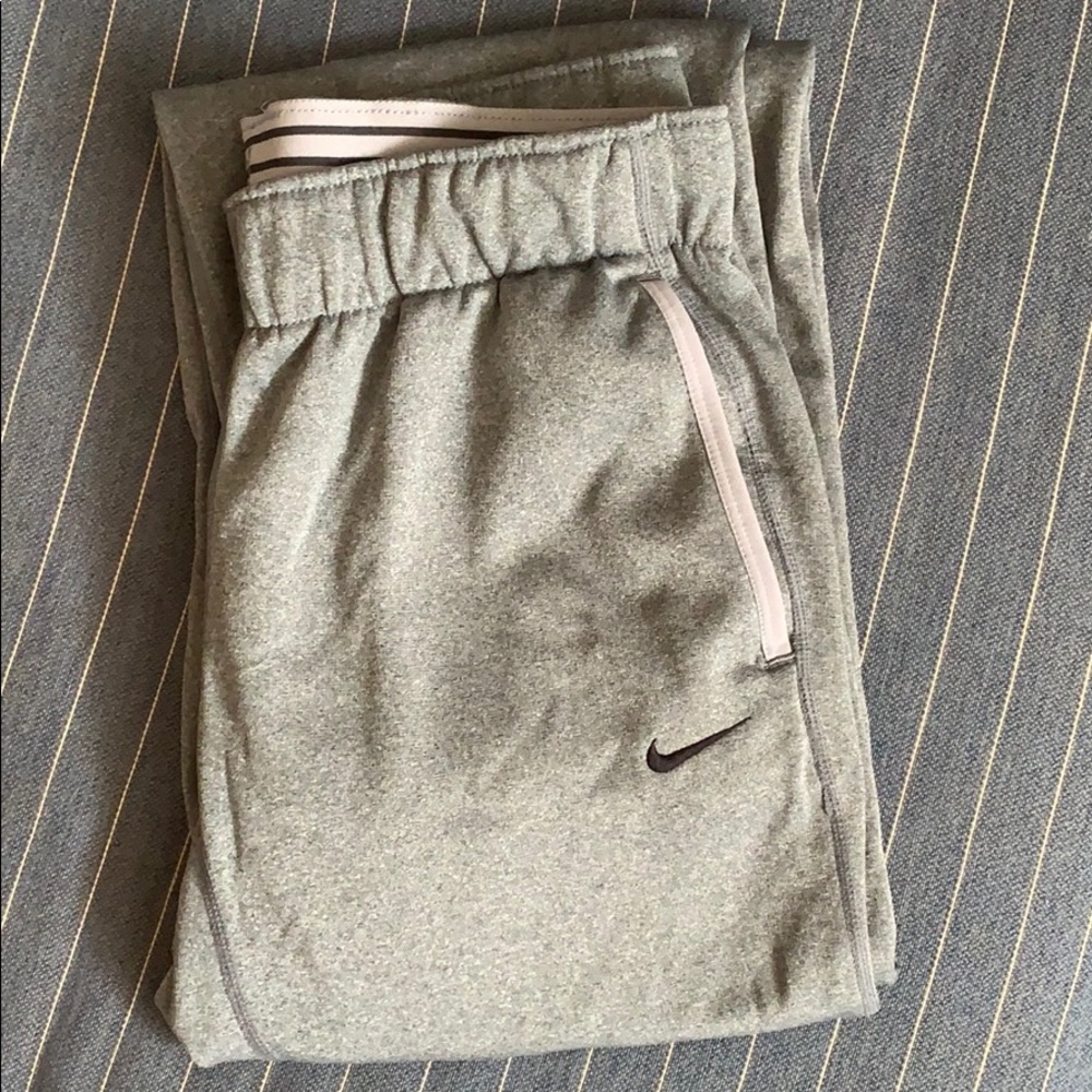 nike sweats